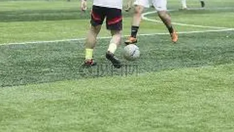 足坛转会身价排行榜：姆巴佩位居榜首，梅西紧随其后，C罗排名跌至第70位